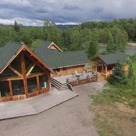 Ldr Lodge - Last Dollar Ranch Smithers Exterior foto